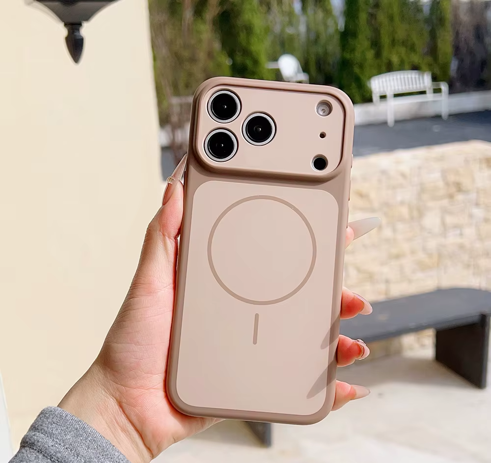iPhone 17 Pro Max - Funda de Silicona Matte - MagSafe - Con Protector de Módulo
