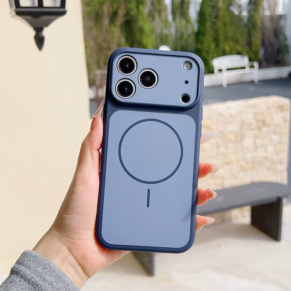 iPhone 17 Pro Max - Funda de Silicona Matte - MagSafe - Con Protector de Módulo