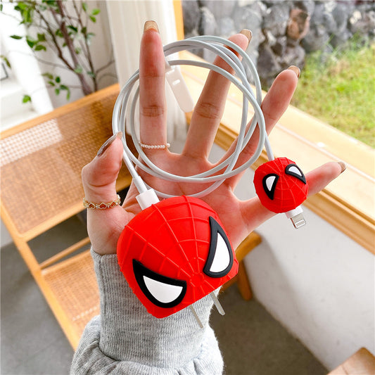 PROTECTOR 3D GOMA PARA ADAPTADOR APPLE 18W | 20W - SPIDERMAN